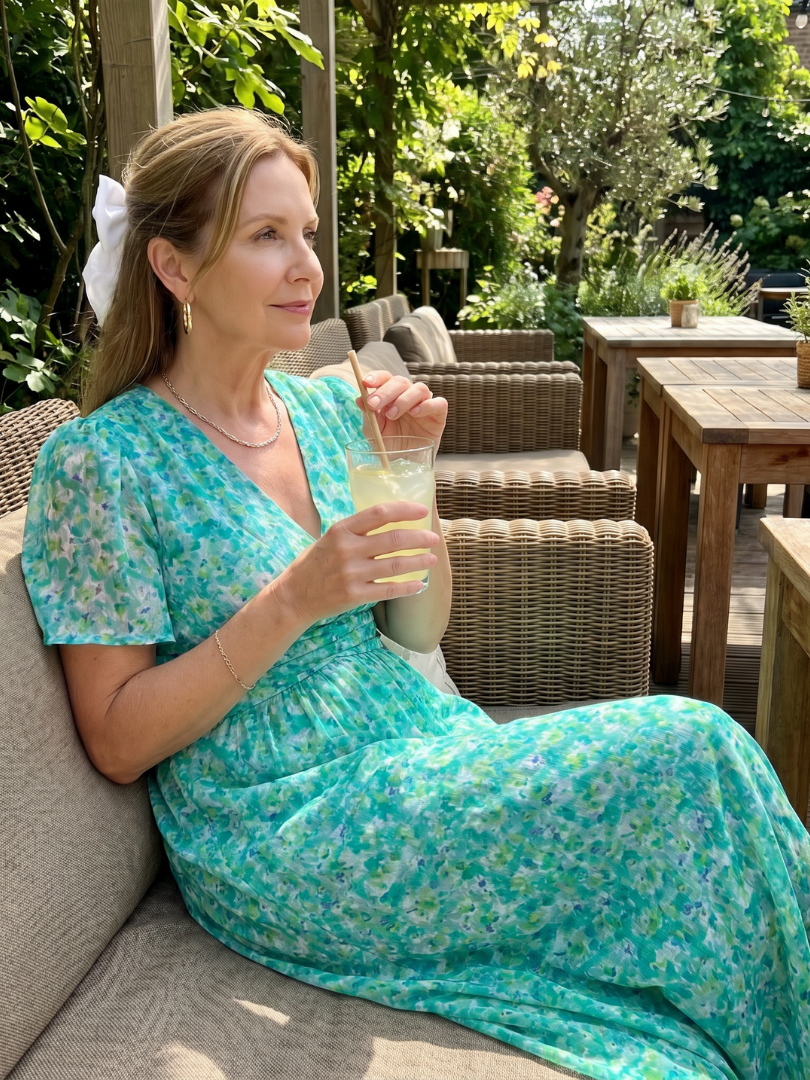 Juna | Short Sleeve Ditsy Floral Print Midi Dress