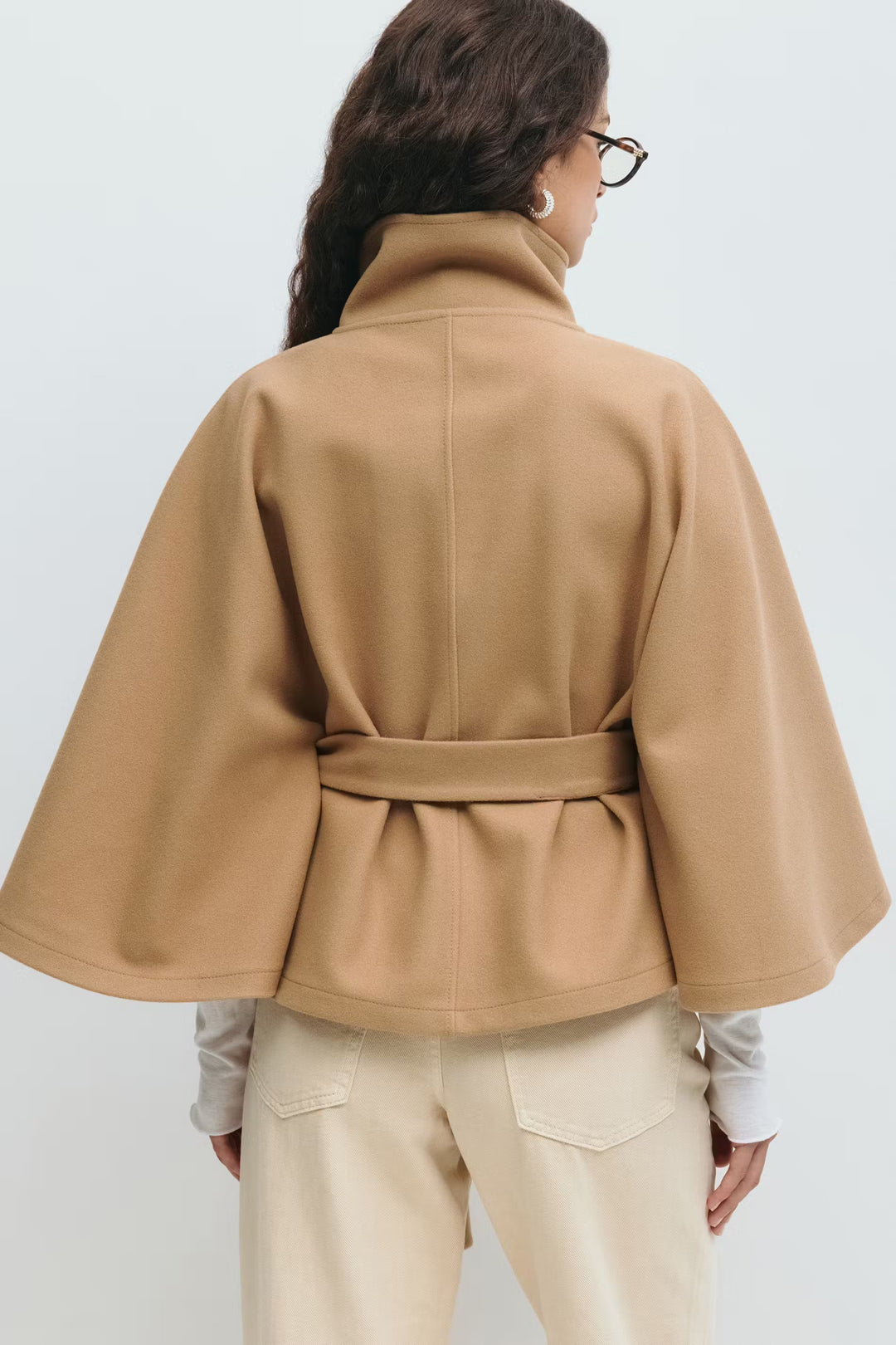 THALINDRAE – ELEGANT WOMEN’S BELTED COAT