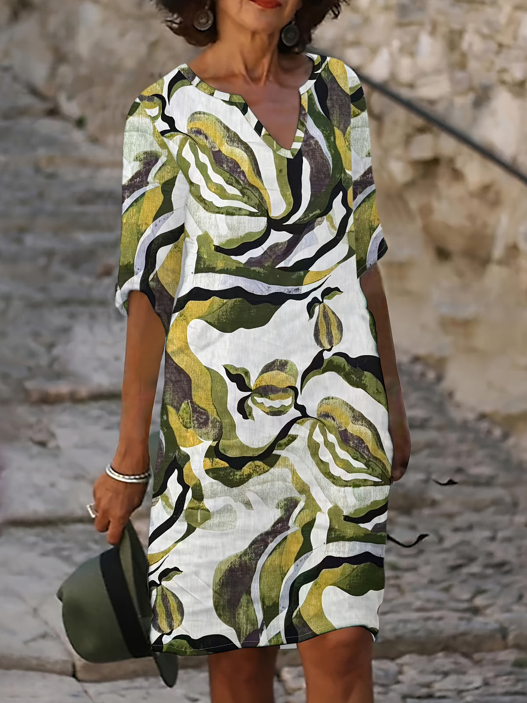 Alexandra | 100% Linen V-Neck Printed Dress