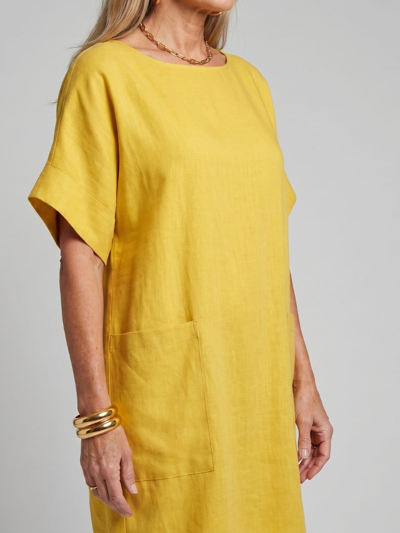 Calliope | Short Sleeve Patch Pockets Knee Length Dress