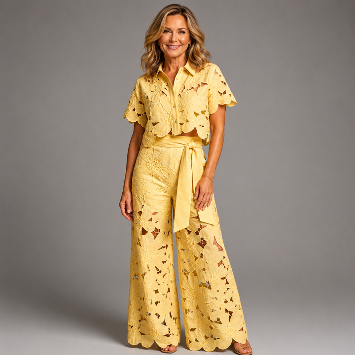 Arielle™ Comfortable Set