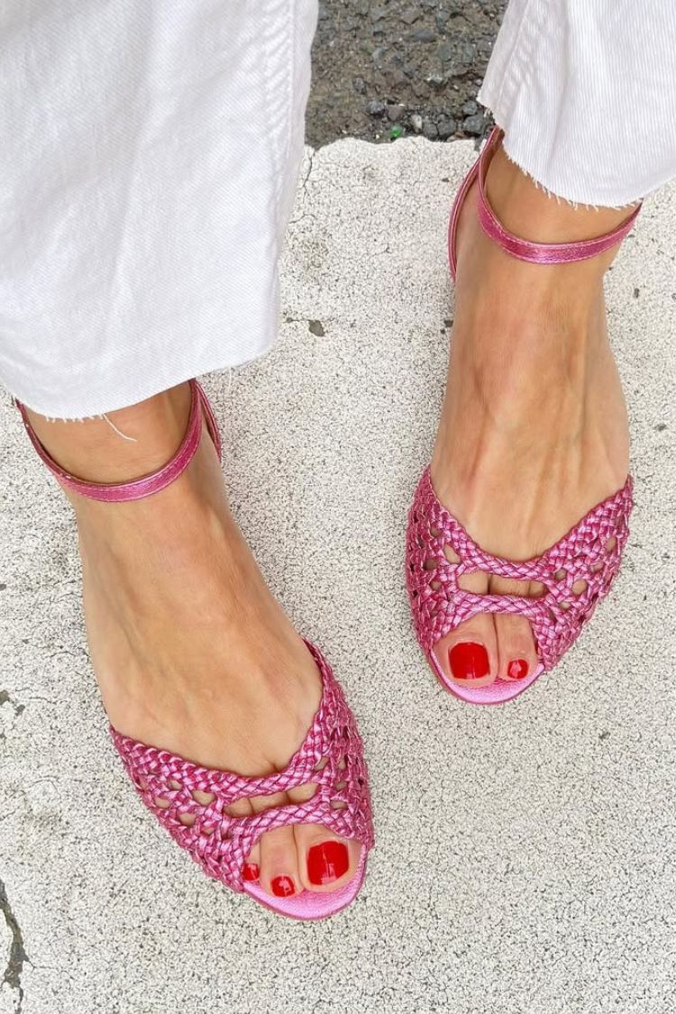 Isadora | Woven Gold Sandals