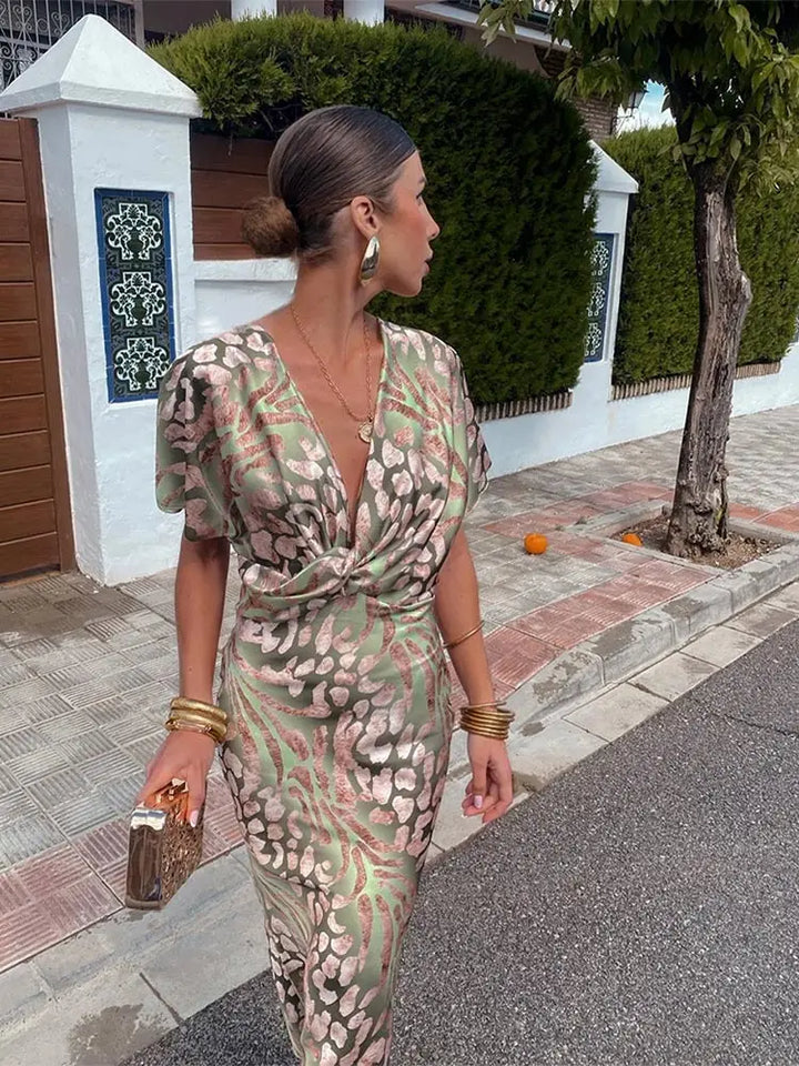 Clarandra | Signature Dress