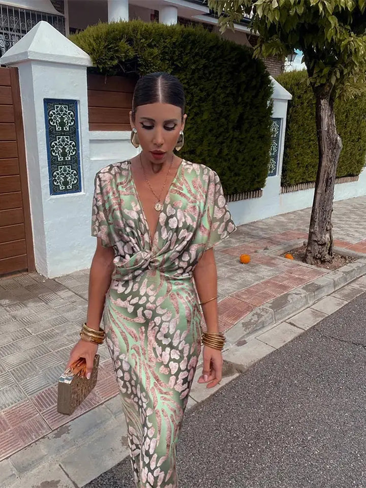 Clarandra | Signature Dress