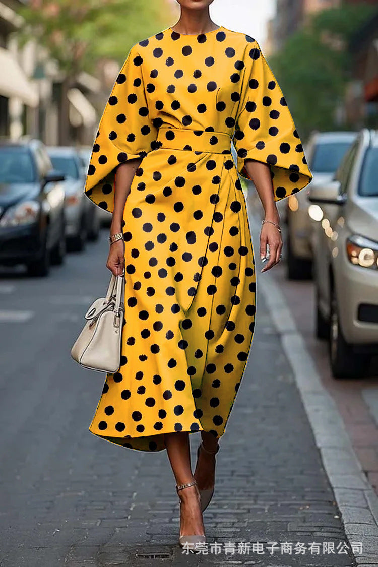 Melody™ - Elegant Dress with Round Neck