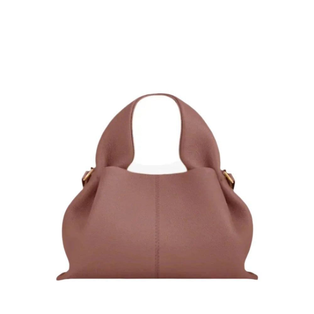 Jamie | Stylish Travel Companion