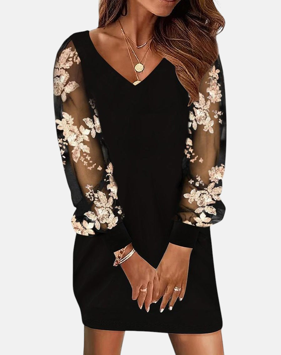 Noémie | Elegant Women's Lace Dress with V-Neck