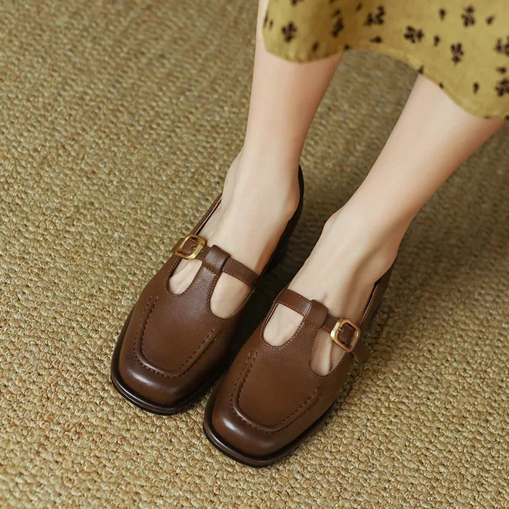 Ysolenne T-Strap