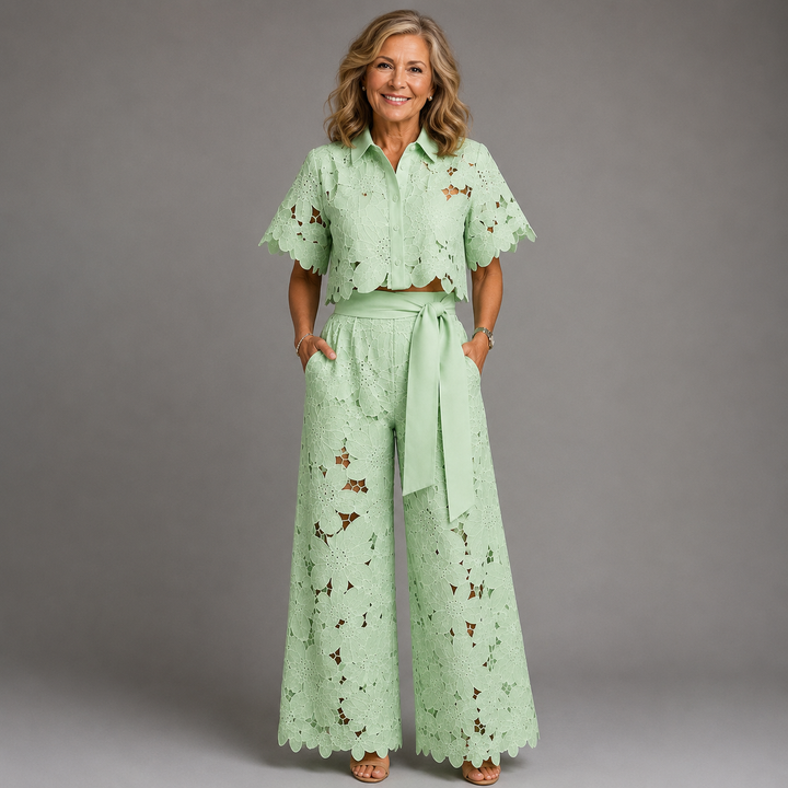 Arielle™ Comfortable Set